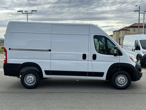 New 2026 RAM ProMaster 2500 w/ Safety Group FWD image 9