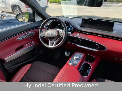 Used 2023 Genesis GV70 2.5T w/ Sport Prestige Package AWD/4WD image 4