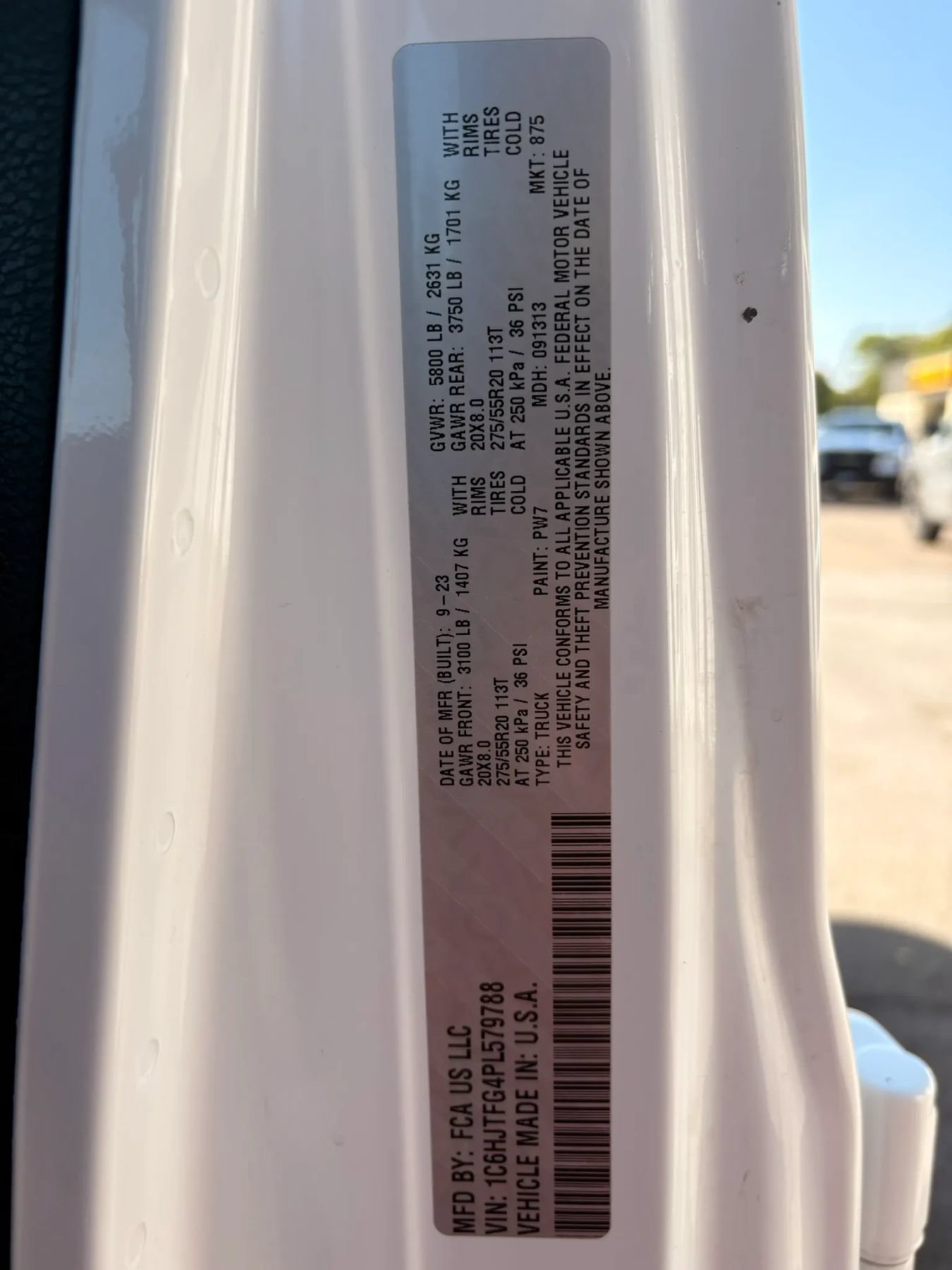 Used 2023 Jeep Gladiator Overland AWD/4WD image 37
