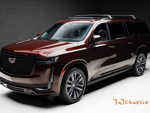 Used 2023 Cadillac Escalade ESV Sport Platinum w/ Heavy-Duty Trailer Package image 1