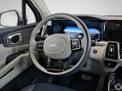 Certified 2024 Kia Sorento SX Prestige AWD/4WD image 29
