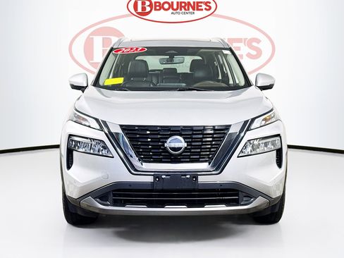 Used 2023 Nissan Rogue SL w/ SL Premium Package image 7