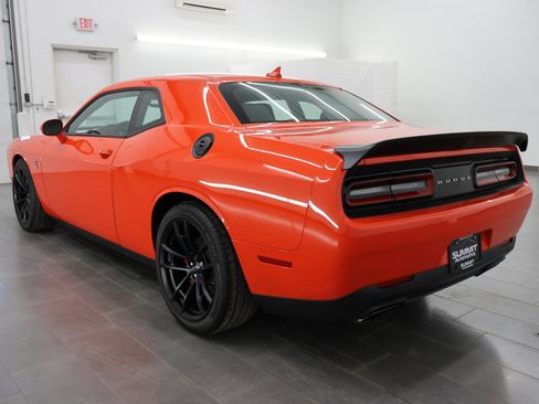 Used 2023 Dodge Challenger SRT Hellcat image 6