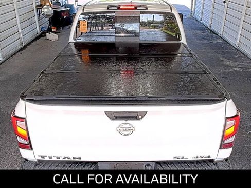 Used 2021 Nissan Titan SL w/ Moonroof Package AWD/4WD image 3