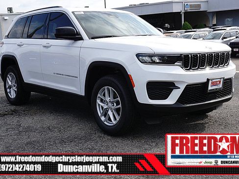 New 2026 Jeep Grand Cherokee Laredo X RWD image 7