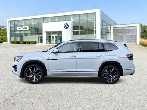 New 2026 Volkswagen Atlas SEL Premium R-Line image 2