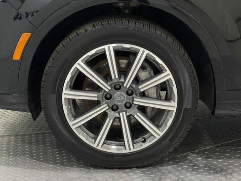 Used 2018 Audi Q7 3.0T Premium Plus w/ Premium Plus Package image 37