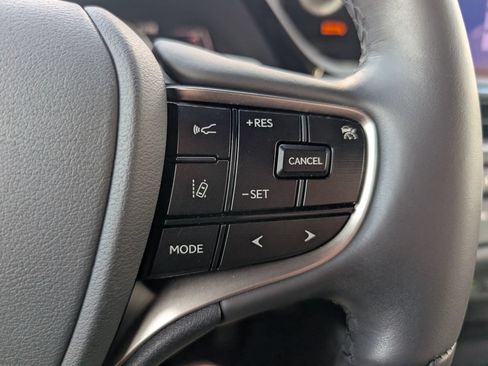 Used 2024 Lexus ES 350 Ultra Luxury w/ Accessory Package (Z2) FWD image 17