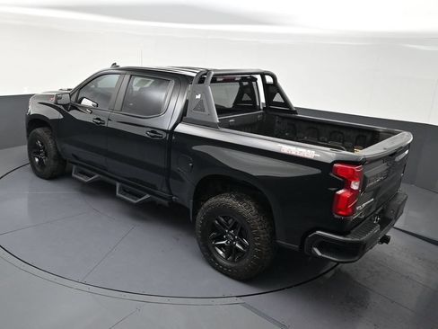 Used 2022 Chevrolet Silverado 1500 LT Trail Boss AWD/4WD image 17
