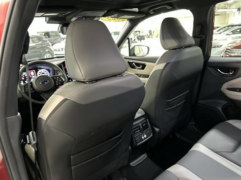 Used 2025 Subaru Forester Limited image 20