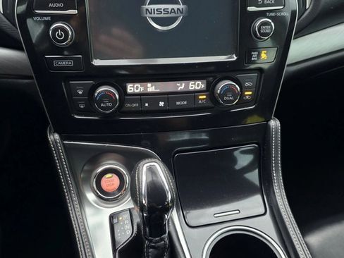 Used 2017 Nissan Maxima 3.5 SL FWD image 23