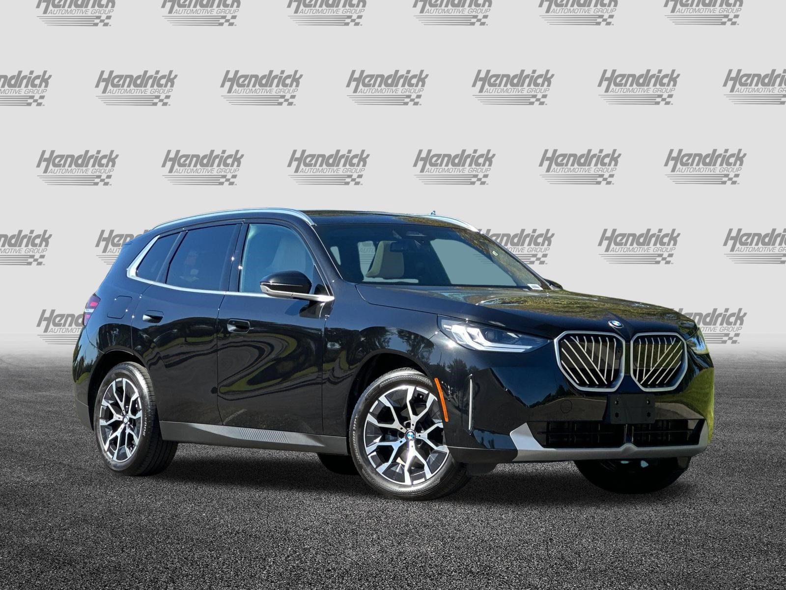 Used 2026 BMW X3 xDrive30i w/ Premium Package AWD/4WD image 2