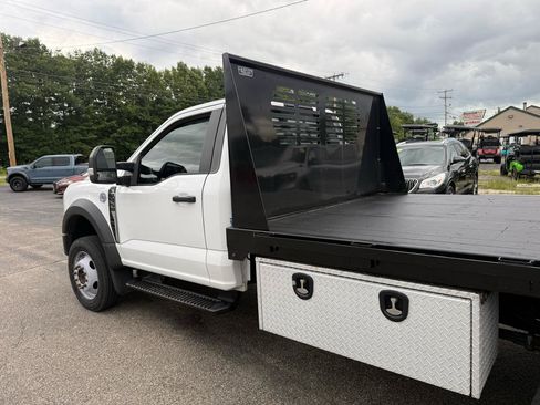 Used 2023 Ford F550 4x4 Regular Cab Super Duty image 8
