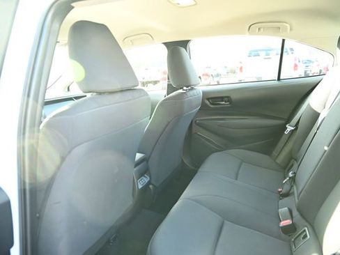 Used 2023 Toyota Corolla LE image 39