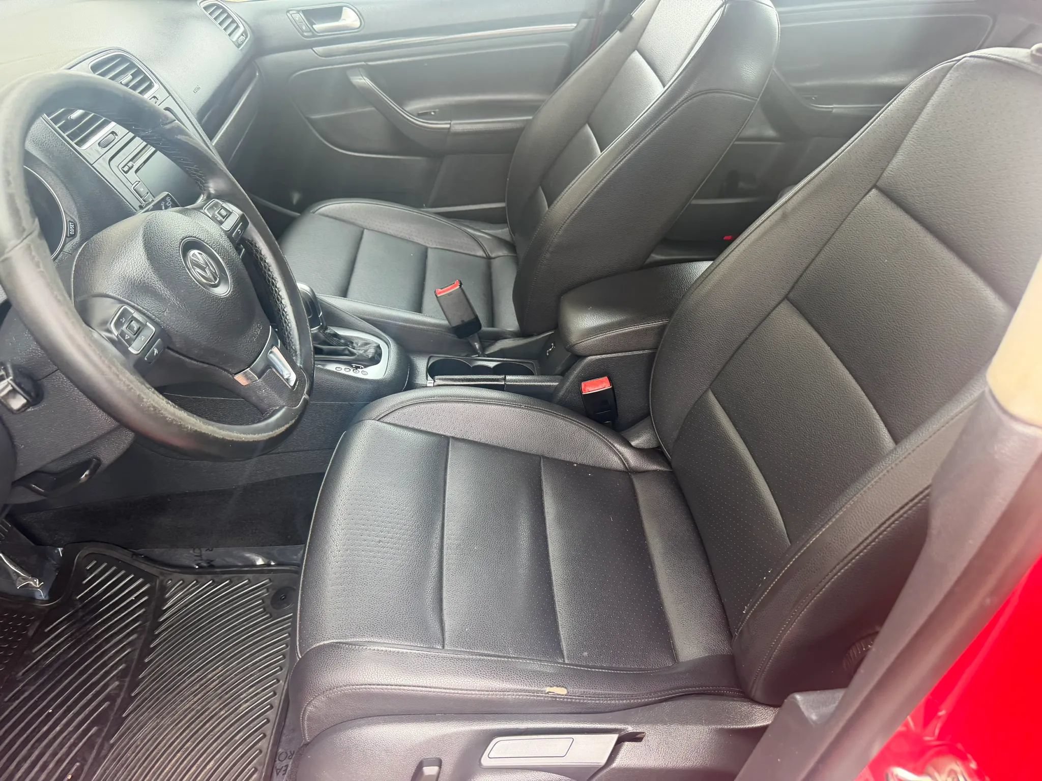 Used 2012 Volkswagen Jetta TDI FWD image 10