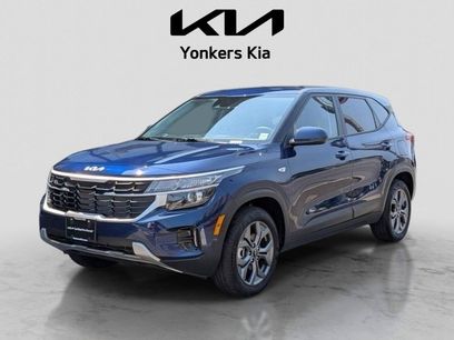 Certified 2025 Kia Seltos LX