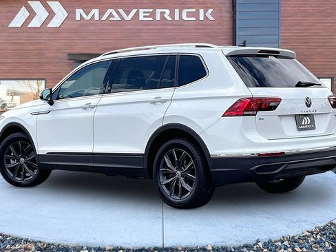 Used 2022 Volkswagen Tiguan SE AWD/4WD image 4