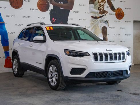 Used 2021 Jeep Cherokee Latitude image 19