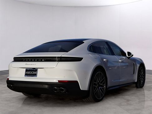 New 2026 Porsche Panamera image 8