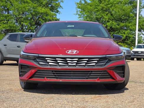 New 2026 Hyundai Elantra Sport FWD image 10