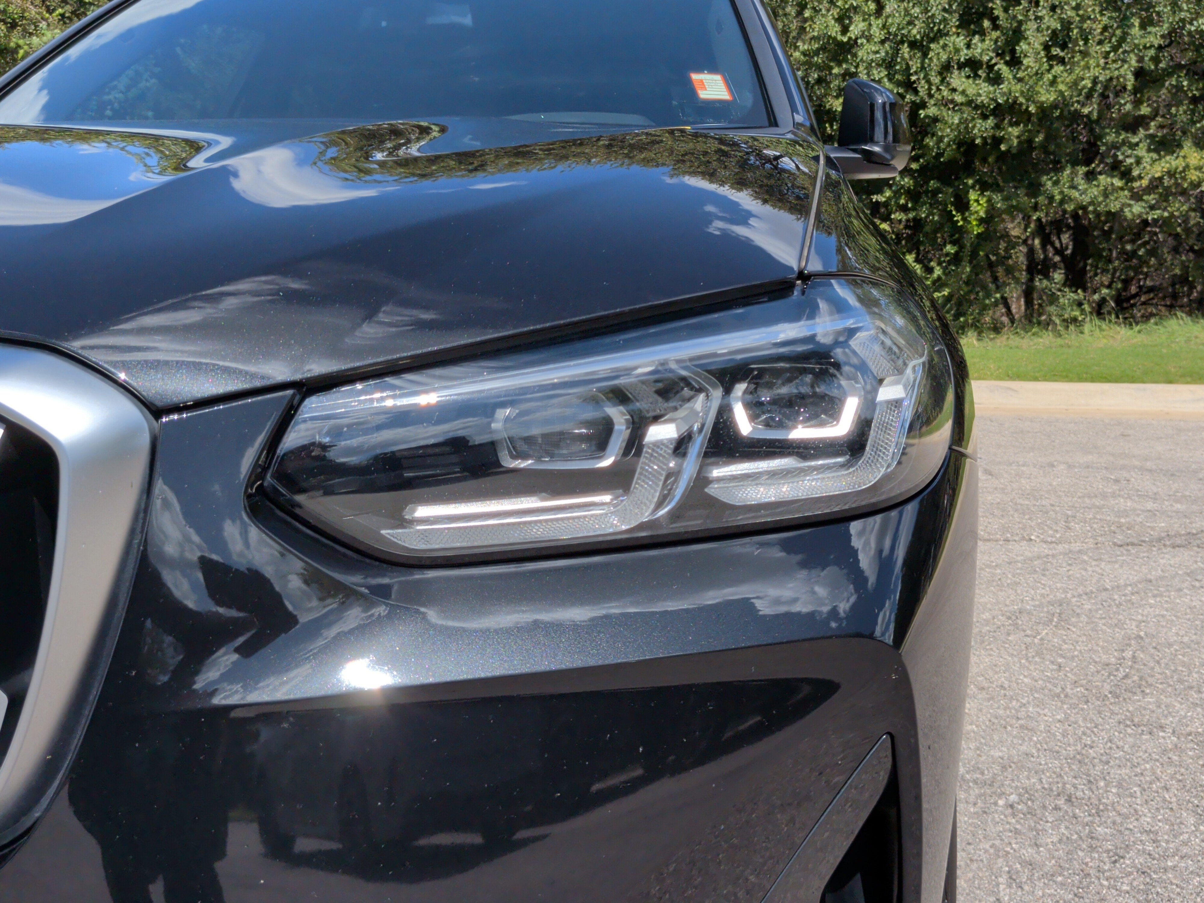 Certified 2024 BMW X3 xDrive30i w/ Premium Package AWD/4WD image 3