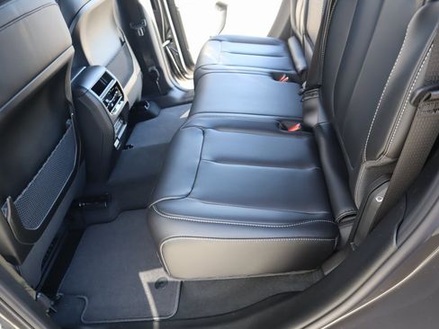 New 2025 Jeep Grand Cherokee Limited image 13