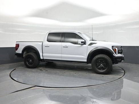 Used 2025 Ford F150 Raptor AWD/4WD image 12