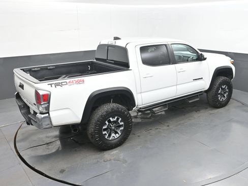 Used 2023 Toyota Tacoma TRD Off-Road AWD/4WD image 37