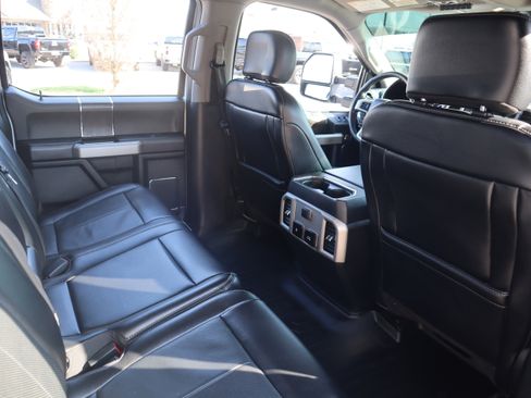 Used 2020 Ford F250 Lariat w/ Lariat Value Package image 31
