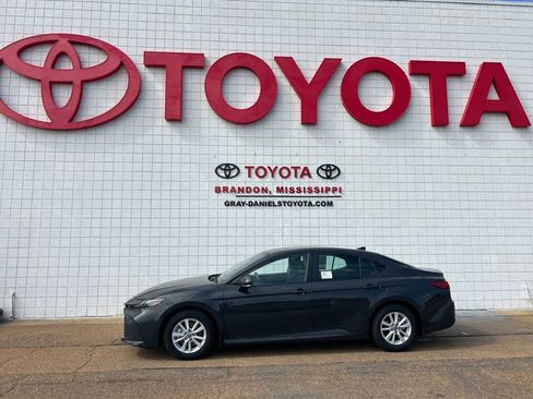 New 2026 Toyota Camry LE FWD image 5