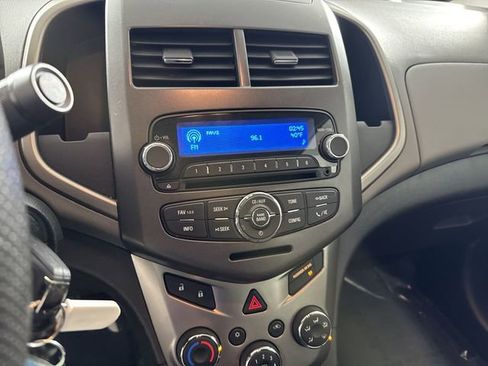 Used 2012 Chevrolet Sonic LT image 6