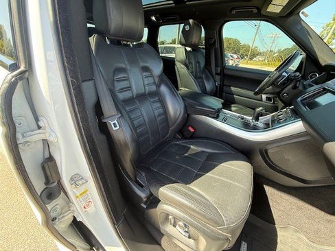 Used 2016 Land Rover Range Rover Sport HST image 15