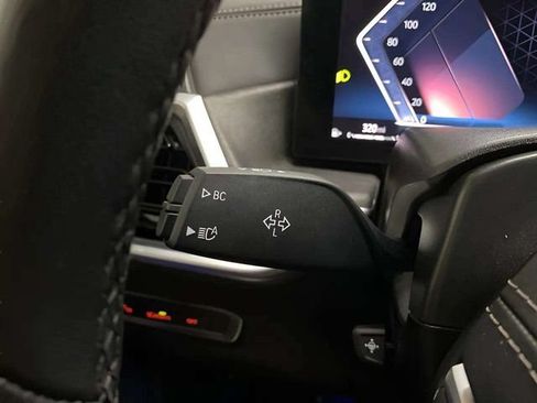 Used 2025 BMW X7 xDrive40i AWD/4WD image 39