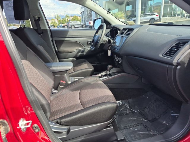 Used 2019 Mitsubishi Outlander Sport LE AWD/4WD image 30