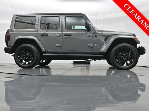 Used 2023 Jeep Wrangler Unlimited Sahara w/ Cold Weather Group image 50