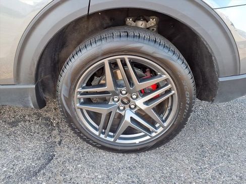 Used 2025 Ford Explorer ST-Line w/ ST-Line Street Pack image 47