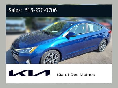 Used 2019 Hyundai Elantra Limited w/ Ultimate Package 02