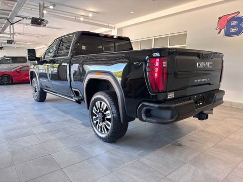 Used 2024 GMC Sierra 3500 Denali Ultimate image 5