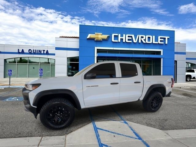 Used 2024 Chevrolet Colorado Trail Boss w/ Advanced Trailering Package AWD/4WD image 4