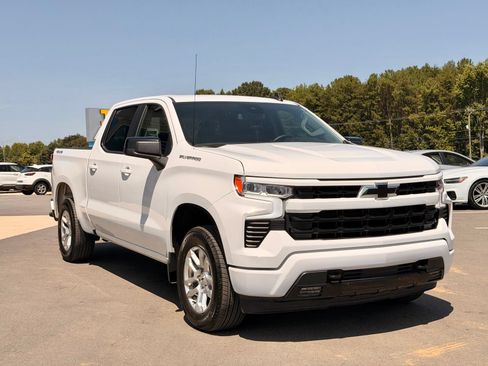 Used 2026 Chevrolet Silverado 1500 RST AWD/4WD image 13
