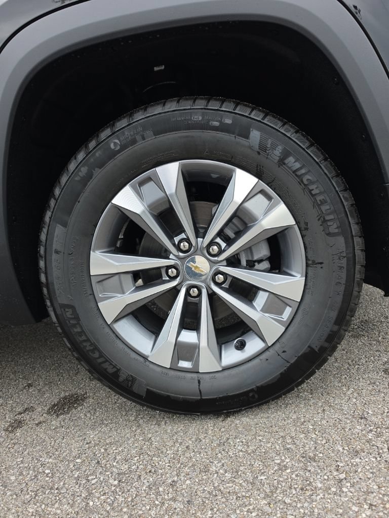 New 2027 Chevrolet Equinox LT AWD/4WD image 7