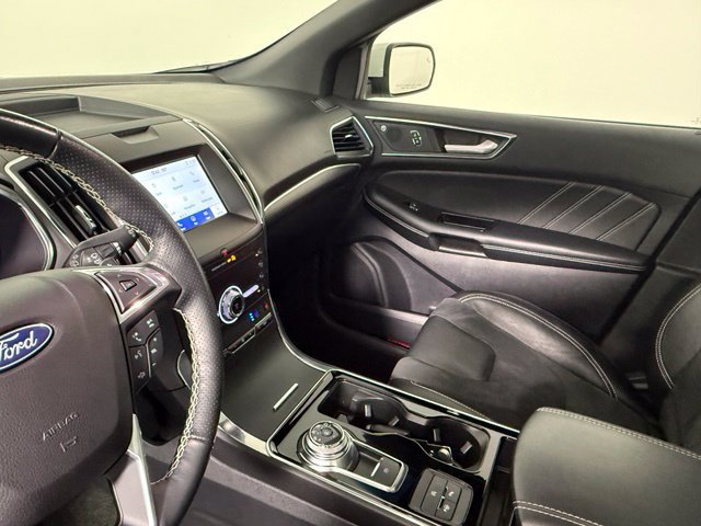 Used 2020 Ford Edge ST w/ Equipment Group 401A AWD/4WD image 28