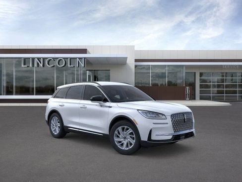 New 2026 Lincoln Corsair Premiere image 7