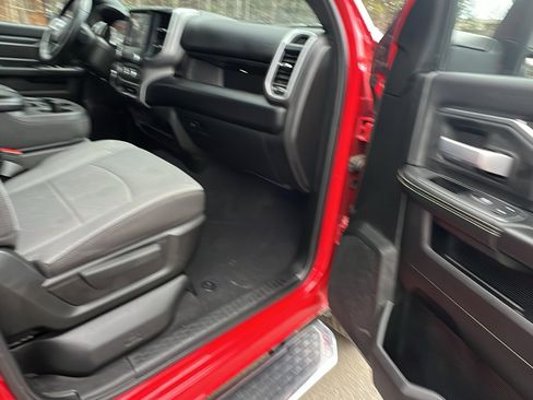 Used 2024 RAM 2500 Big Horn w/ Bed Utility Group image 19