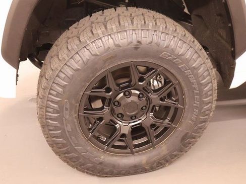 Used 2025 Toyota Tundra SR5 AWD/4WD image 7