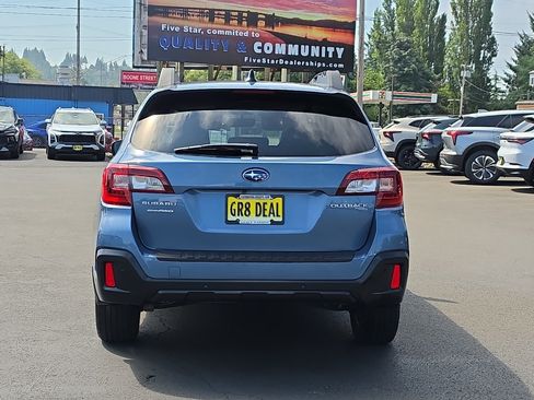 Used 2018 Subaru Outback 2.5i Limited w/ 50th Anniversary Edition AWD/4WD image 8