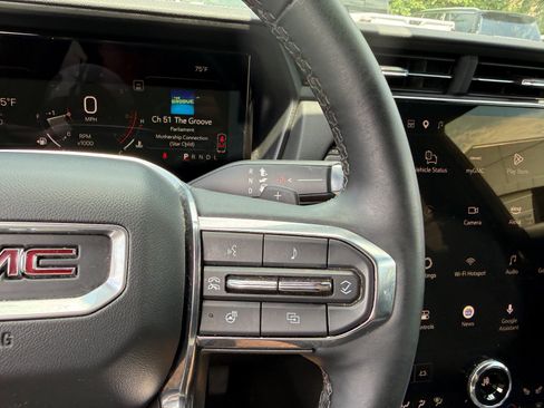 Certified 2025 GMC Terrain Elevation AWD/4WD image 25