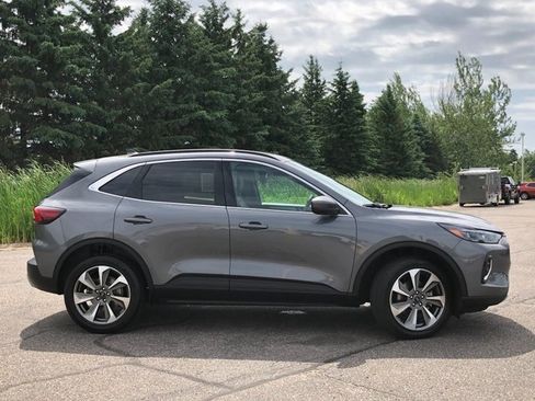 Used 2023 Ford Escape Platinum image 23