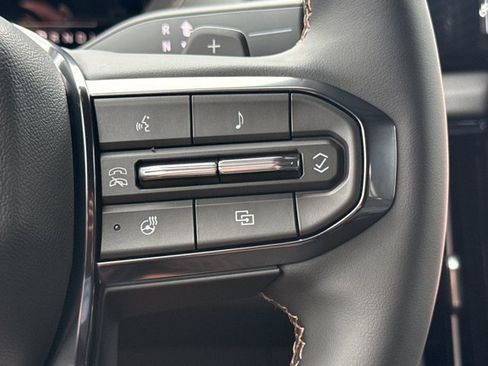 New 2026 GMC Yukon AT4 w/ AT4 Premium Plus Package AWD/4WD image 24