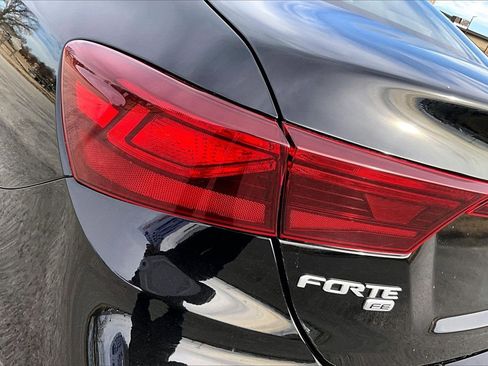 Used 2024 Kia Forte LX image 25